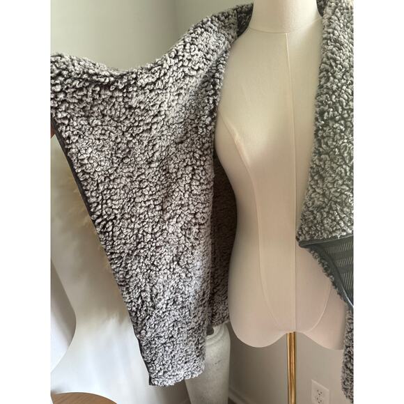 NWT Thread & Supply Plaid Sherpa Cardigan Sweater Size XS Gray Windowpane - Picture 5 of 10